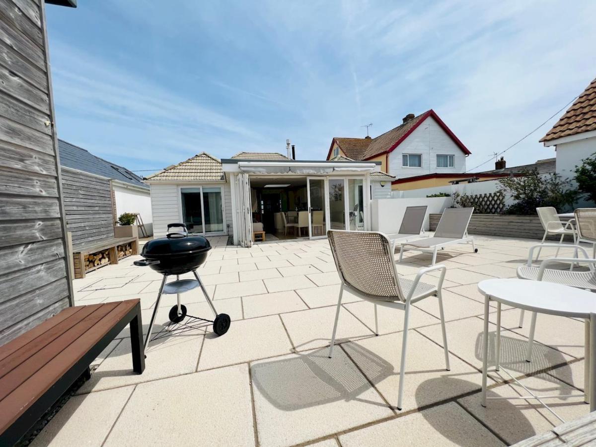 Pass The Keys Fabulous Beach Front Holiday Location Lydd エクステリア 写真