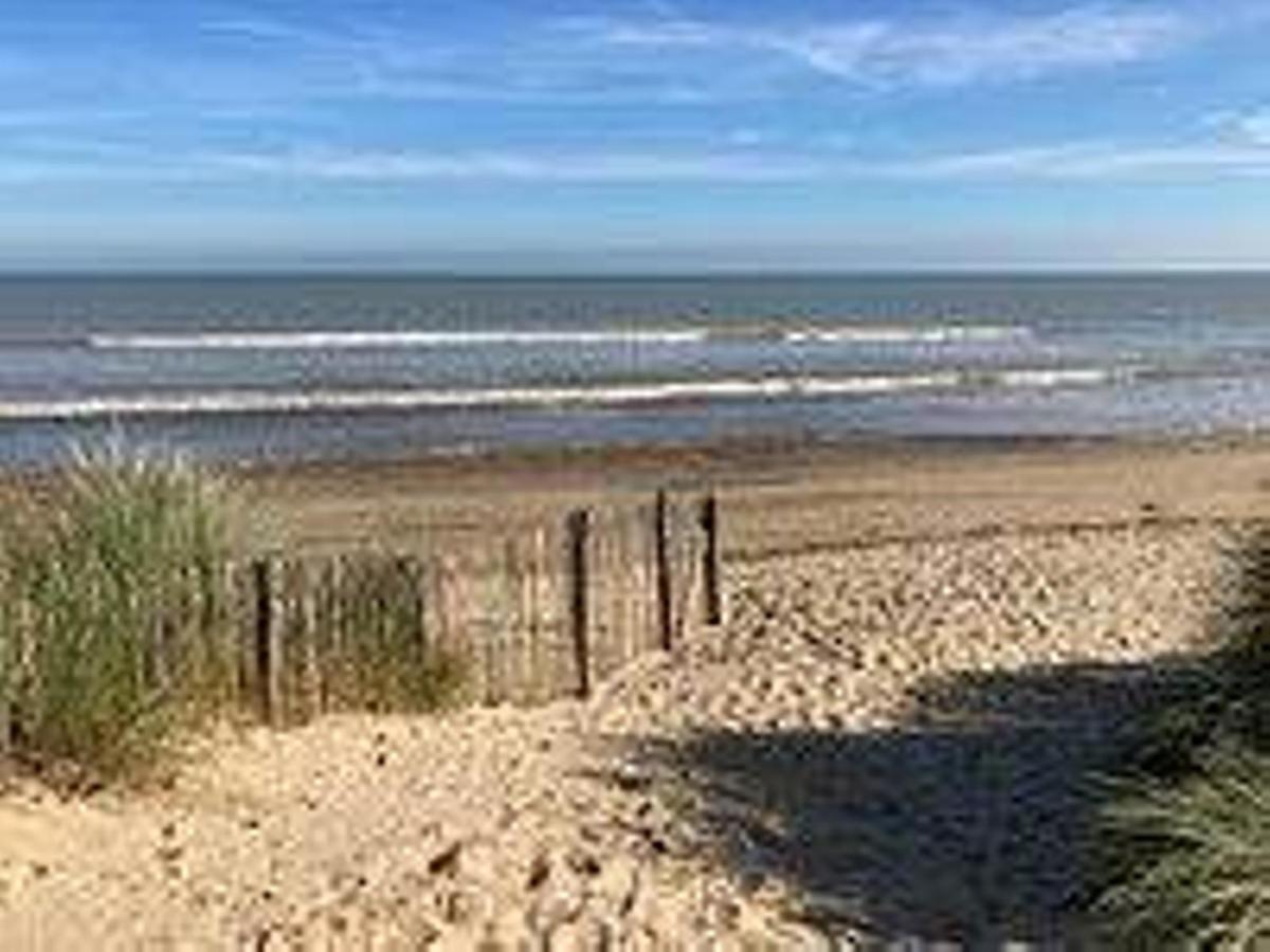 Pass The Keys Fabulous Beach Front Holiday Location Lydd エクステリア 写真