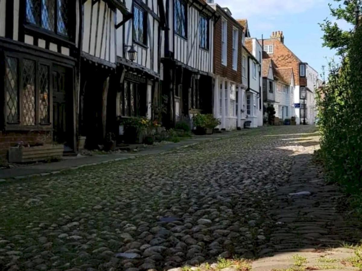 Pass The Keys Fabulous Beach Front Holiday Location Lydd エクステリア 写真